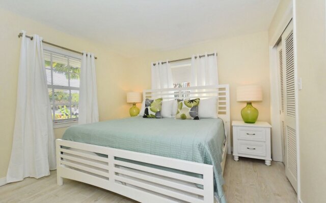 Banana Bay Club Beachside Villas