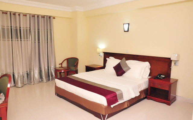 Tomreik Hotel