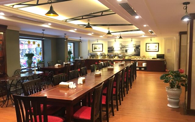 La Passion Classic Hotel