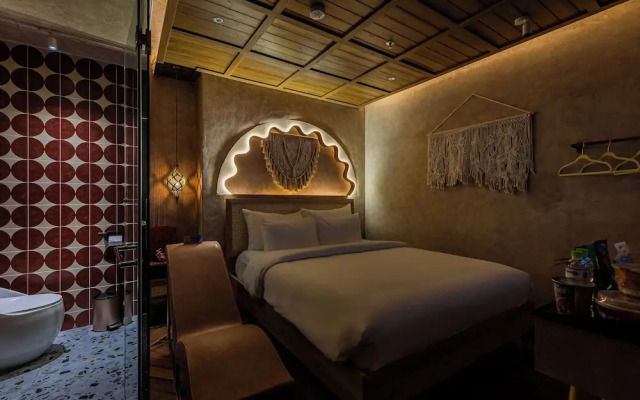 PYNT Hotel 2