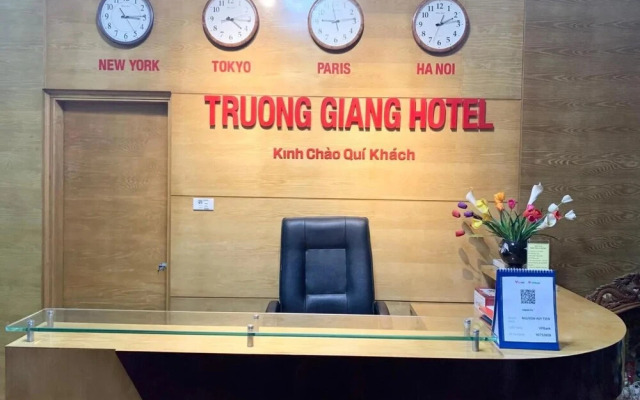 Truong Giang Hotel HN - by BAY LUXURY