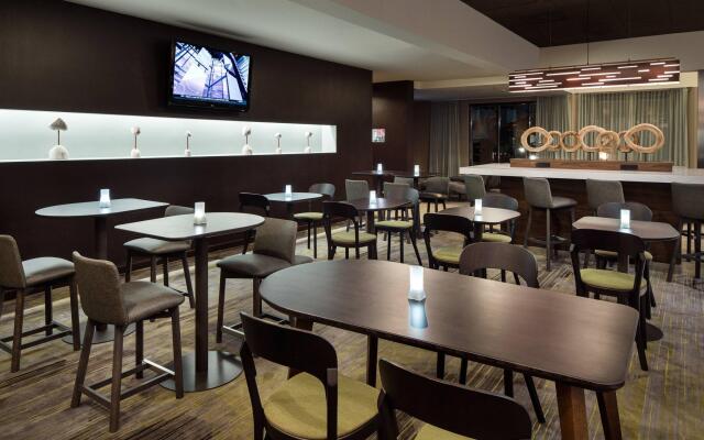 Courtyard by Marriott Phoenix Airport