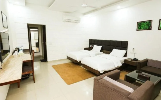 Hotel Whistling Greens