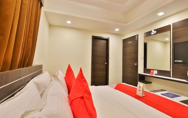 OYO 13032 Shiv Sagar Palace