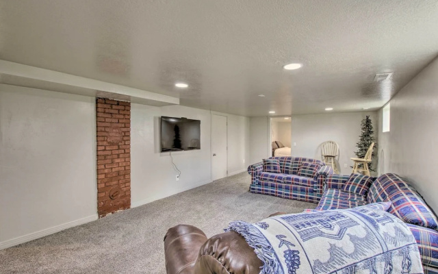 Convenient Preston Retreat w/ Private Yard!