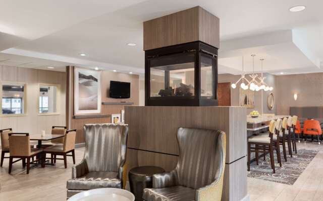 Hampton Inn & Suites Denver - Cherry Creek