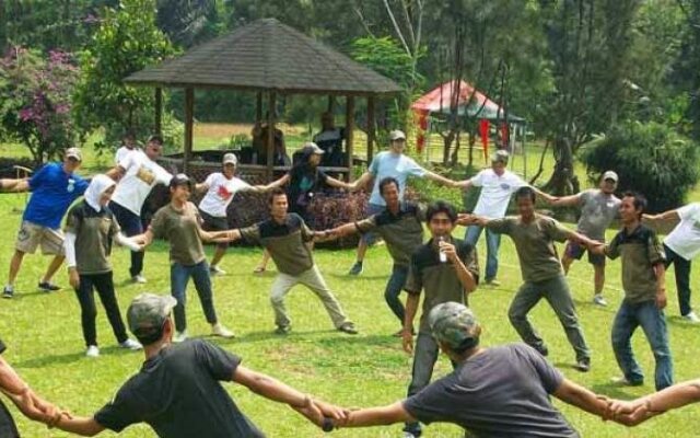 Maple House by Villa Istana Bunga