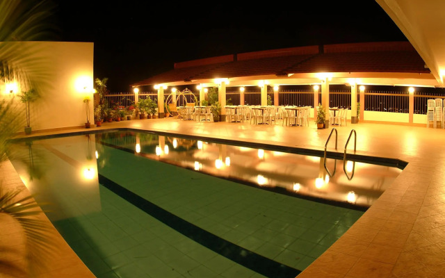 Li Hua Hotel Bintulu