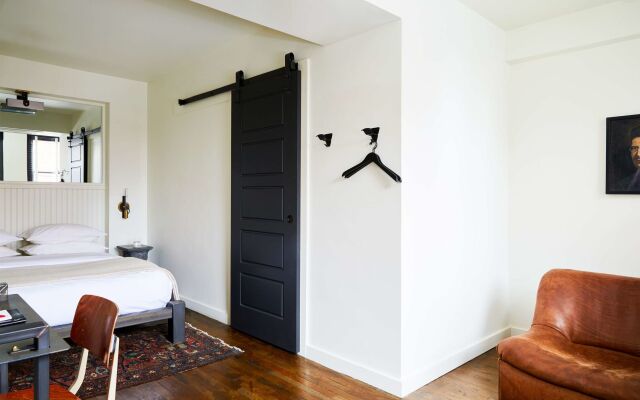 Neptune, an Ash Hotel