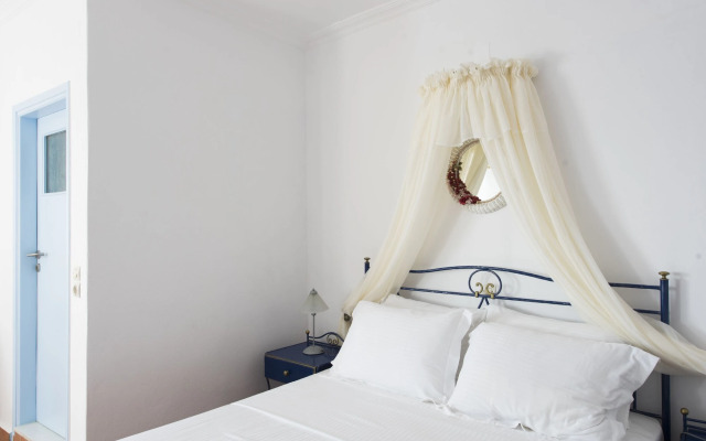 Kastro Suites