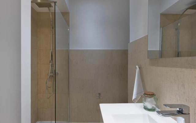 Newly Renovated Apartment in the Heart of Athens