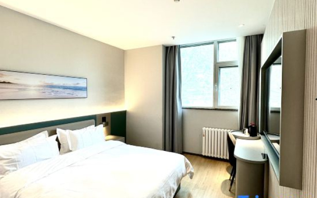 Migratory Fashion Hotel (Beijing Sam's Club Dingsi Road)