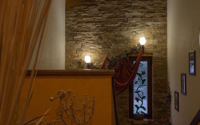 Akrolimnion Hotel