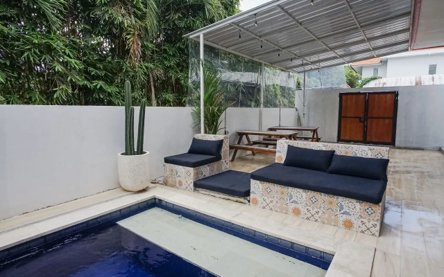 Margarita Surf Hostel Canggu