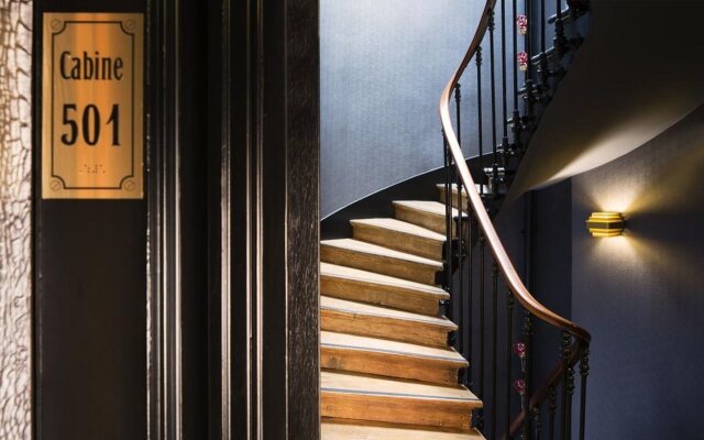 WHISTLER Paris