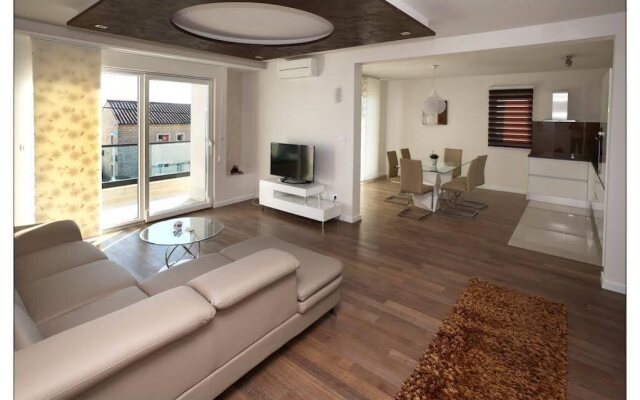 Villa Lucas