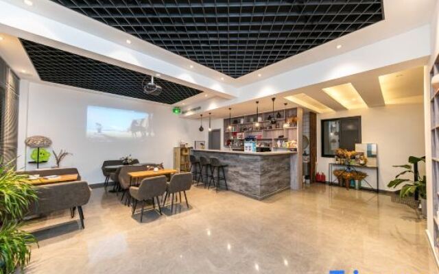 Yanwu Hostel