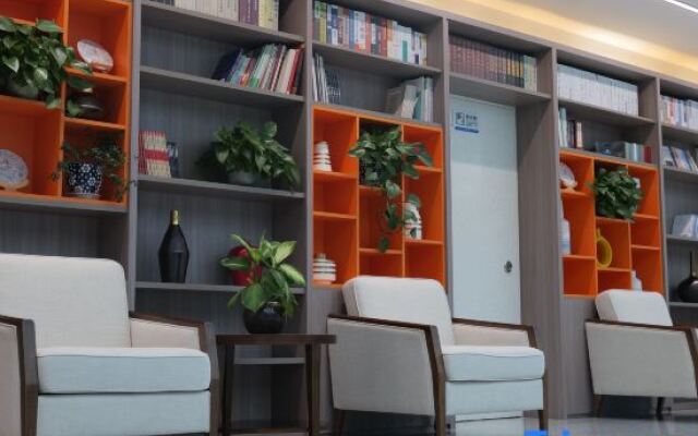 Xining Haihu New District Shanxiao Yipin Hotel