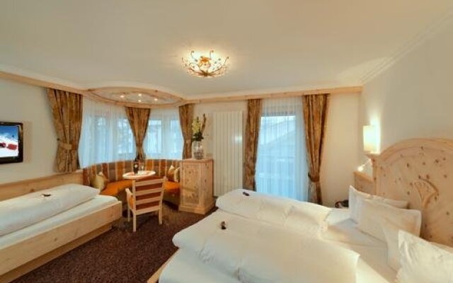 Hotel Garni Pazanella GmbH