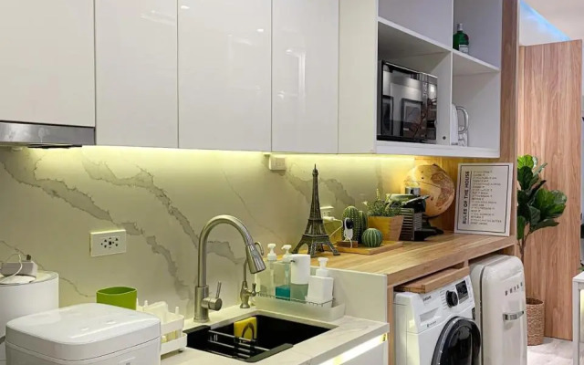 Spring Residences 1 Bedroom Deluxe Near Airport