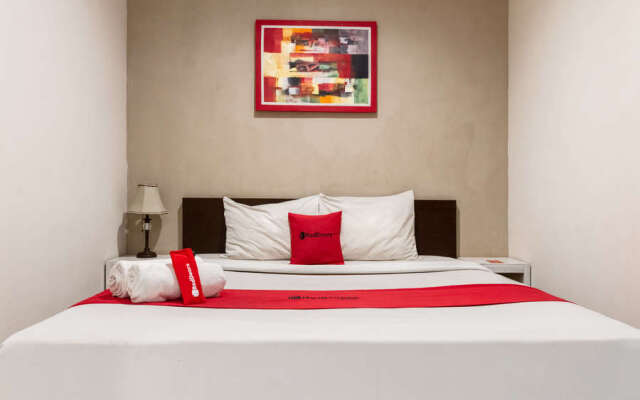 RedDoorz Plus @ Raya Legian