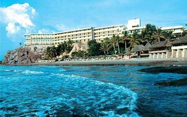 Faro Mazatlan Beach Resort