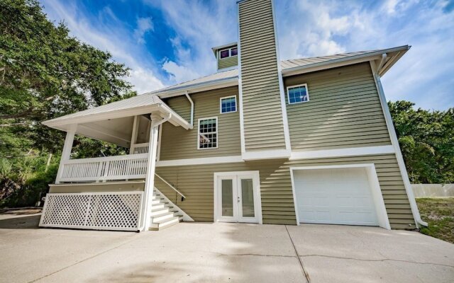 Key West Style Vacation Home with Pool