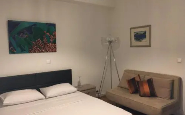 Oro's Stylish Kolonaki Flat Next to Metro & Museums