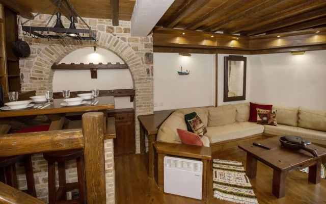 Arachova Nest in the Village by GHH