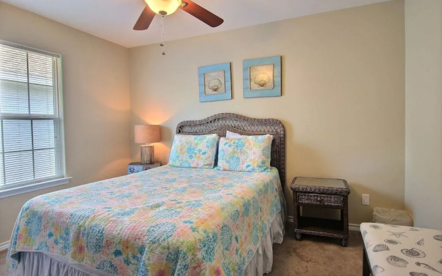 Banana Boat 424 by RedAwning