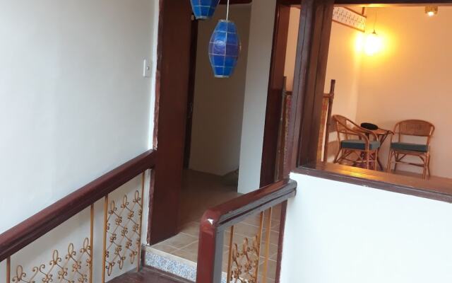 Bahay Isla Sanctuario