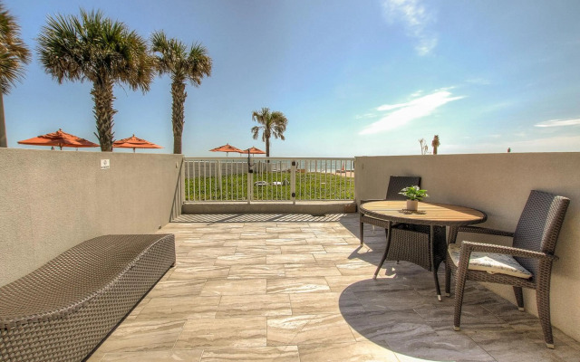 The Beach House Inn