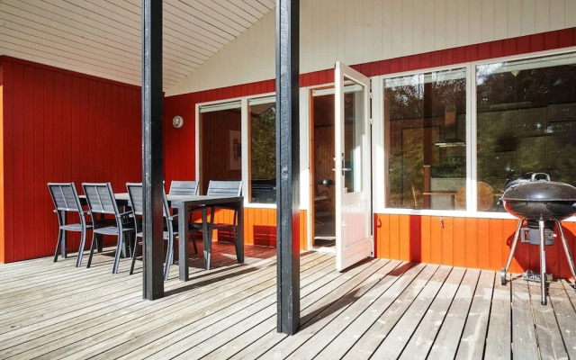 6 Person Holiday Home in Aakirkeby