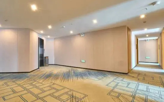 Sanchuan Song Hotel