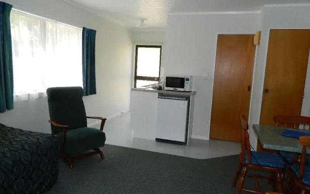 Opononi Resort