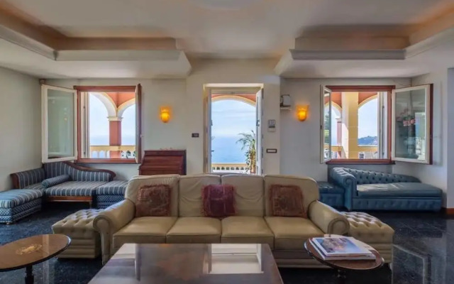 Villa Paradise-sleeps 20-pool-sea Views-pets