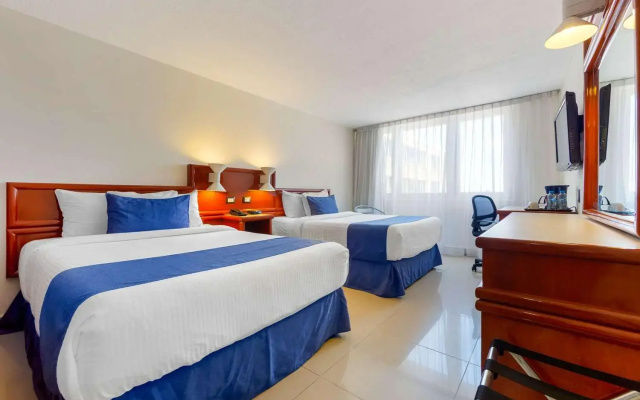 Hotel Hostal de Cortes