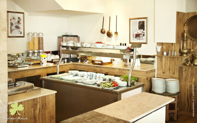 Golden Beach Hotel Tel Aviv