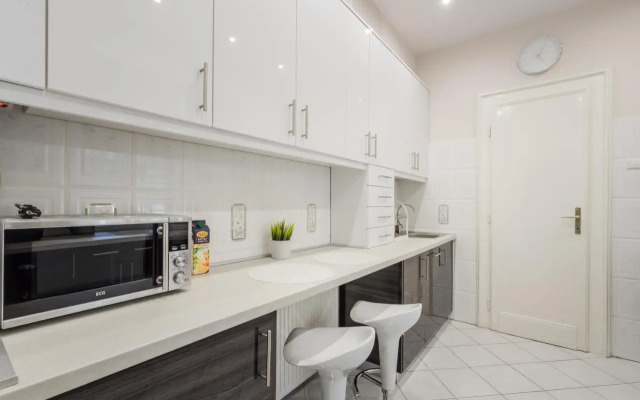 BpR Ethereal Panoramic Suite with A/C & balcony