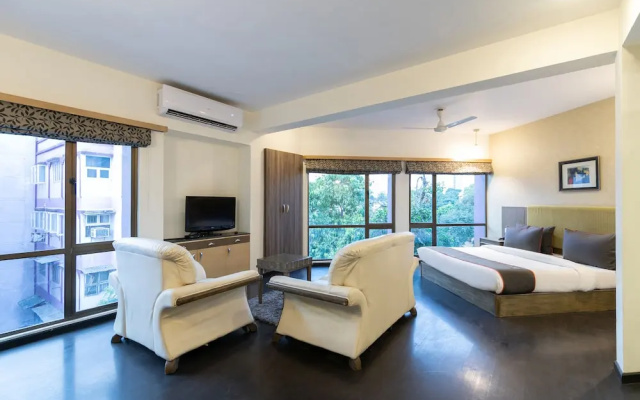 OYO Premium Gujarat College Ellisbridge