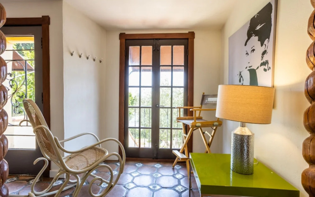 Fredonia by Avantstay Great Views of Studio City