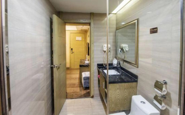 Chenlong 168 Hotel (Huaihua Hexi Branch)