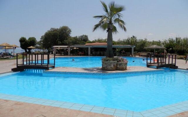 Geraniotis Hotel & Resort