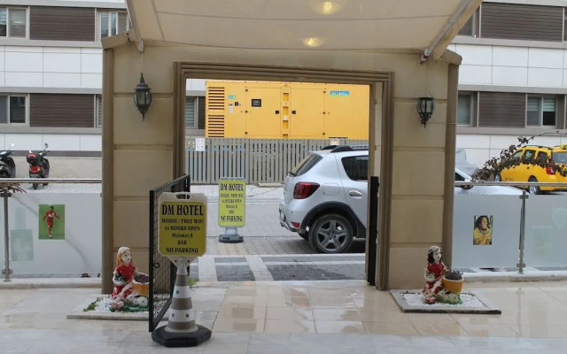 DM Hotel