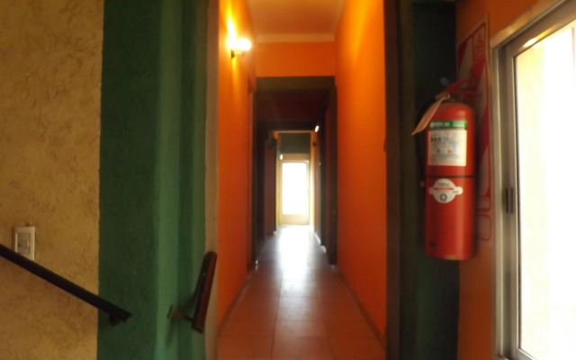 Backpackers Travel Hotel