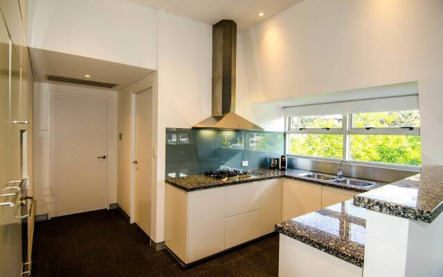 Sydney East Luxury Apartment