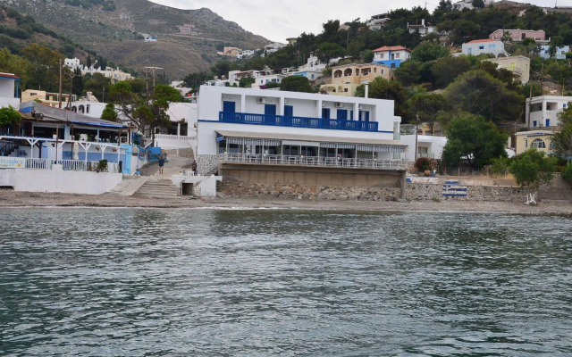 Themis Hotel