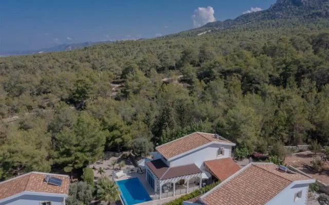Beautiful 3 Bed Villa in Esentepe