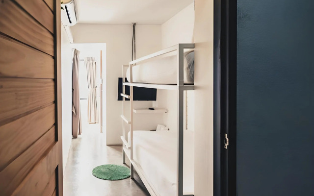 Journey Hostel Suratthani