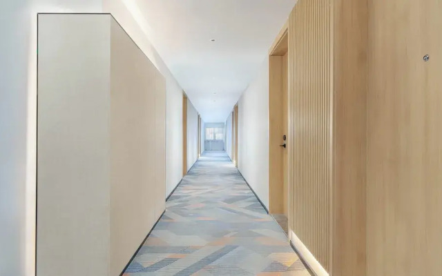 Longyan Liancheng by IHG